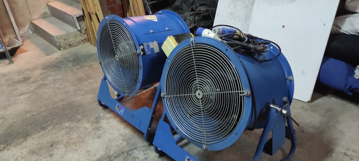 MAQUINAS AIRE PARA BALANCIN EN HINCHABLE - 1