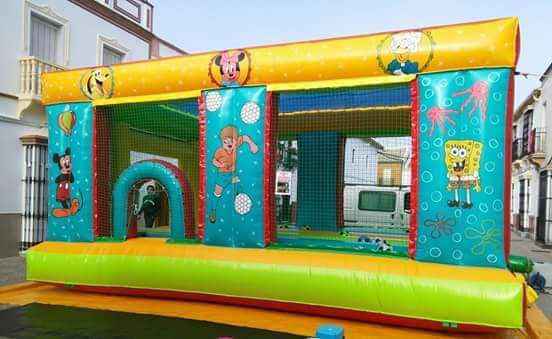 Se vende castillo hinchable 5*7 - 1