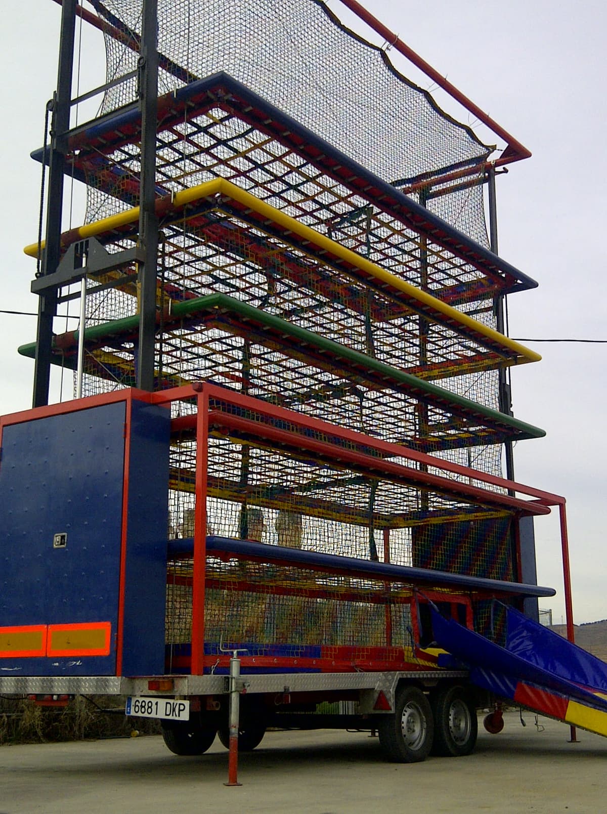 VENTA DE SPIDERZONE" Cuerdas entre lazadas" - 1