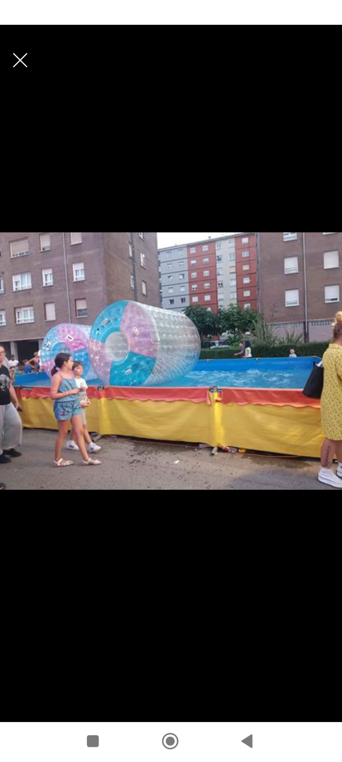 Se vende piscina de rulos y barcas - 1