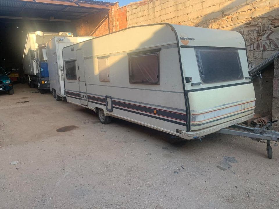 Caravana de 6 metros - 1